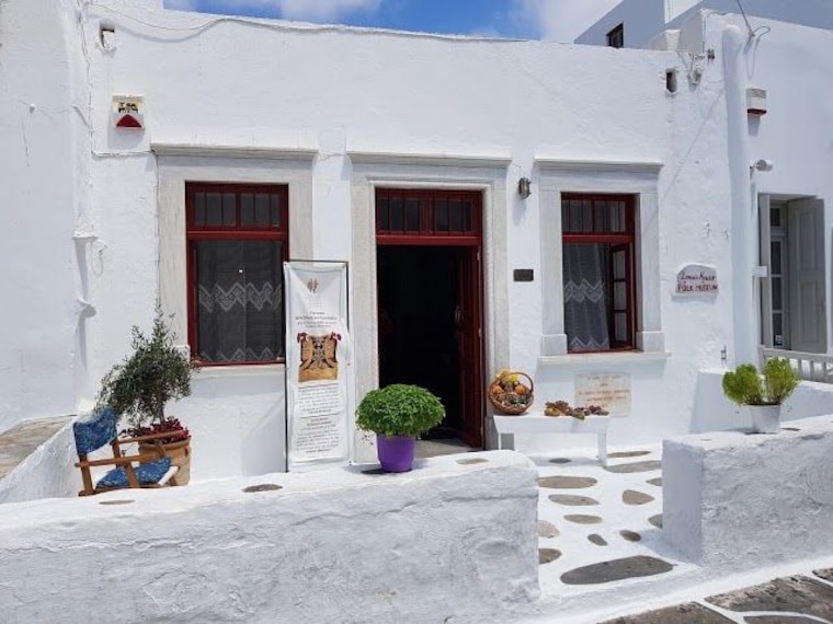 Folklore Museum_Kastro House-1